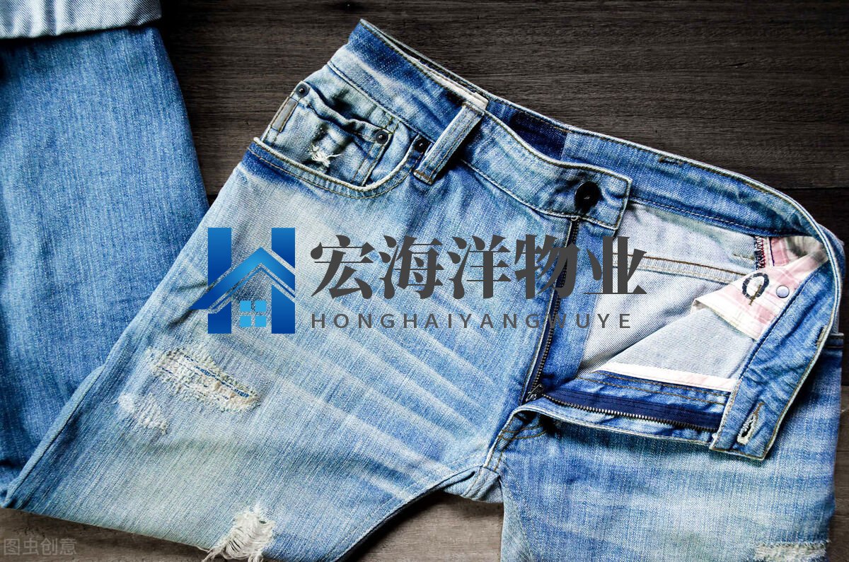 新牛仔褲第一次怎么洗才能不掉色？