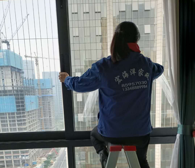  ?成都清洗公司優(yōu)化業(yè)務(wù)水平做好家居保潔工作